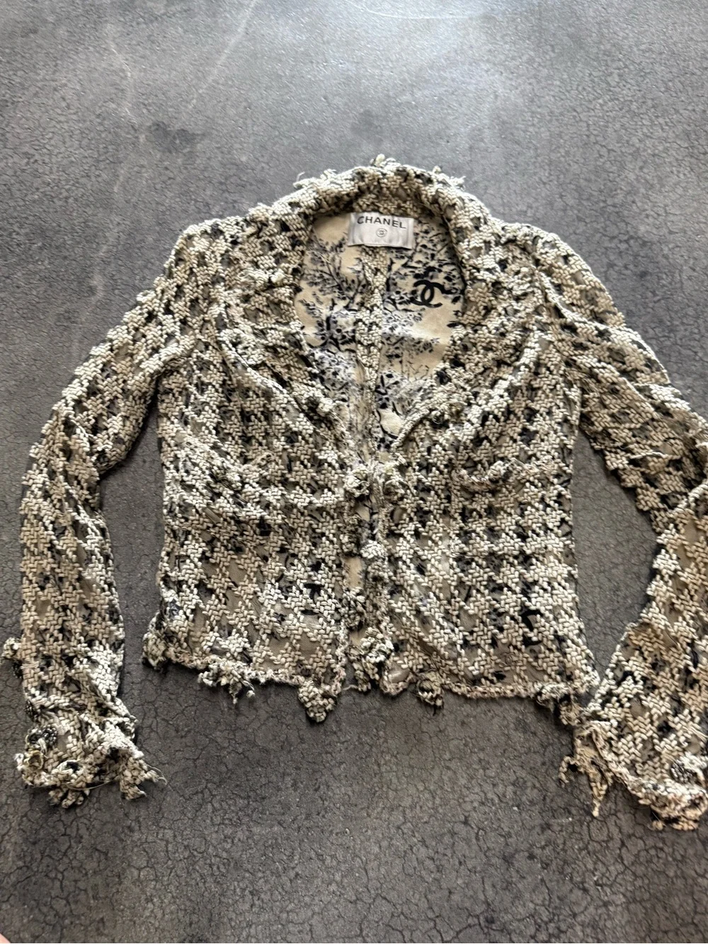 CHANEL Vintage Black & Beige Tweed Bouclé Jacket